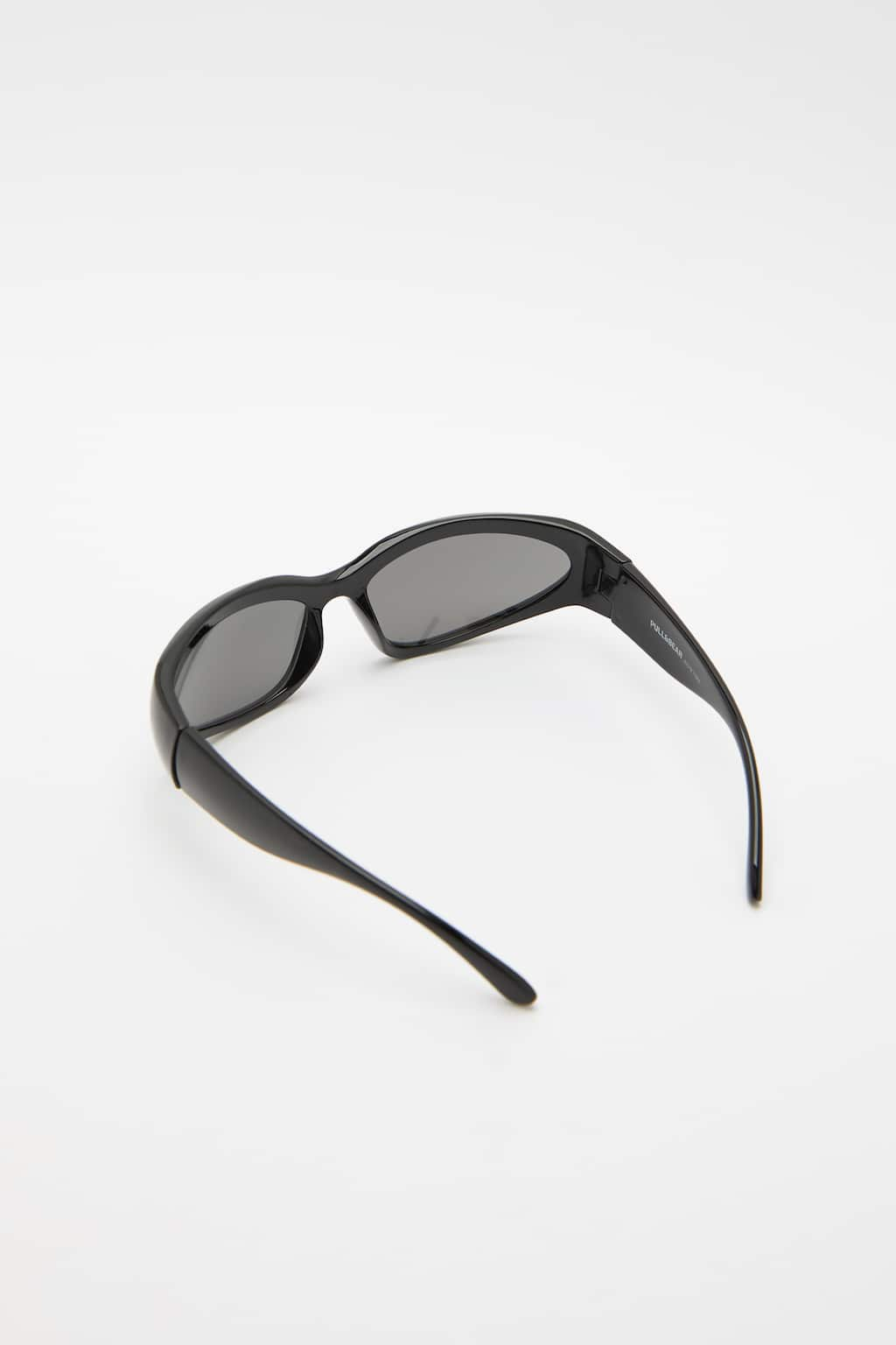 BLACK RESIN SUNGLASSES