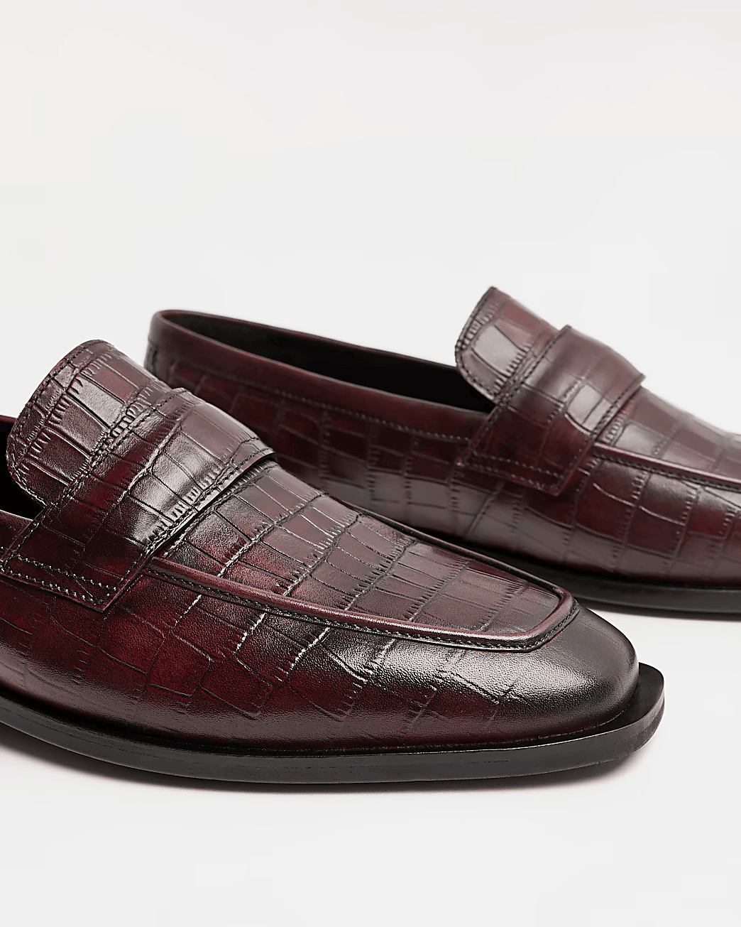 DARK RED CROC LEATHER LOAFERS