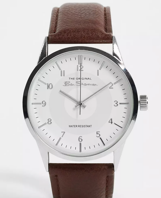 CLASSIC ANALOGUE WATCH WITH WHITE DIAL